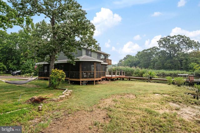1241 JOHNSON DR, Shady Side, MD 20764