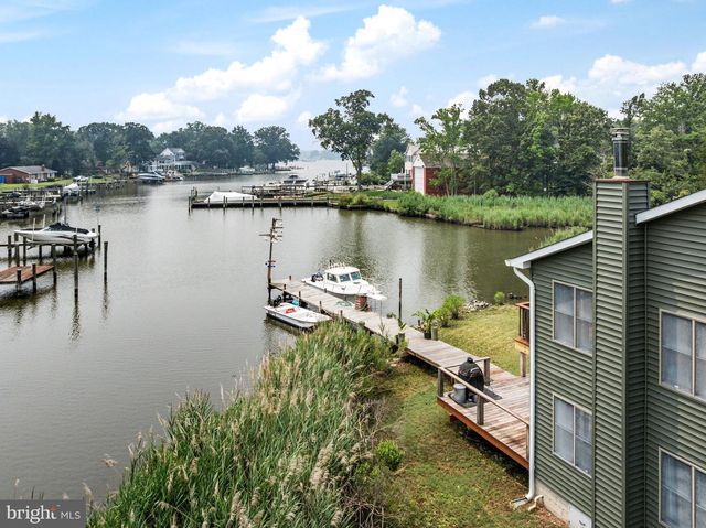 1241 JOHNSON DR, Shady Side, MD 20764