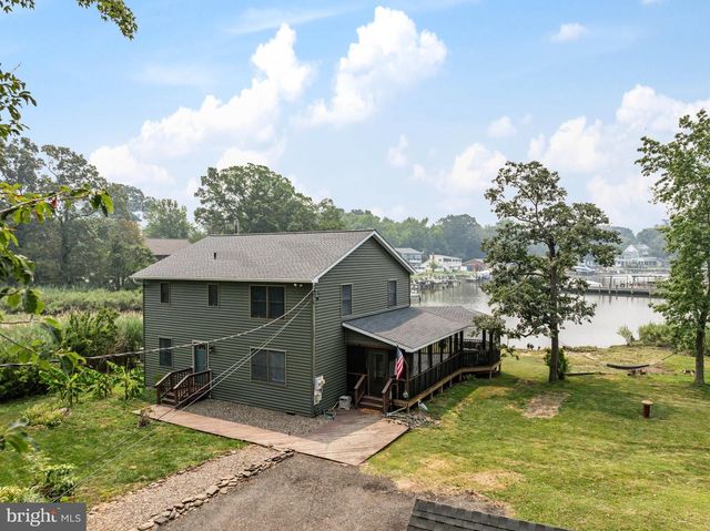 1241 JOHNSON DR, Shady Side, MD 20764