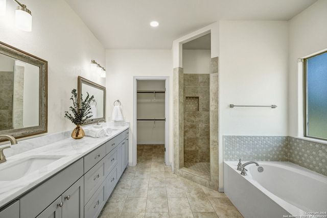 913 Long Mdw, Spring Branch, TX 78070