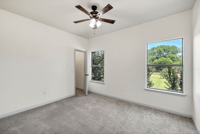 913 Long Mdw, Spring Branch, TX 78070