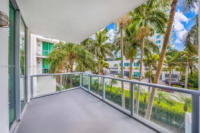 7928 East Dr 305, North Bay Village, FL 33141