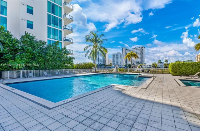 7928 East Dr 305, North Bay Village, FL 33141