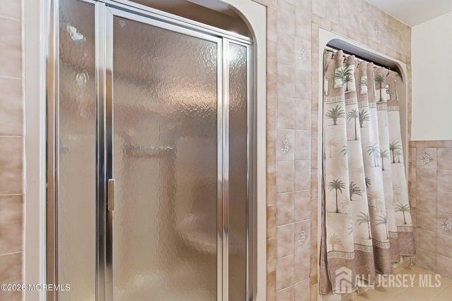 702 Radcliffe Road, Lacey, NJ 08734