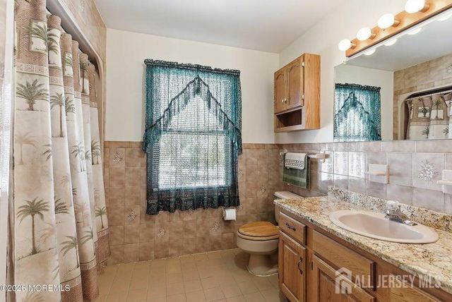 702 Radcliffe Road, Lacey, NJ 08734