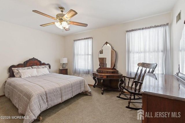 702 Radcliffe Road, Lacey, NJ 08734