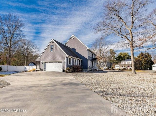 702 Radcliffe Road, Lacey, NJ 08734