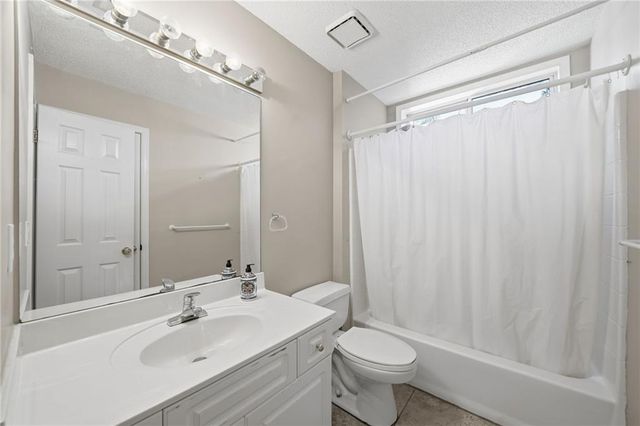 1234 Brenda NW Court, Acworth, GA 30101