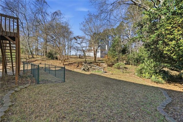 1234 Brenda NW Court, Acworth, GA 30101