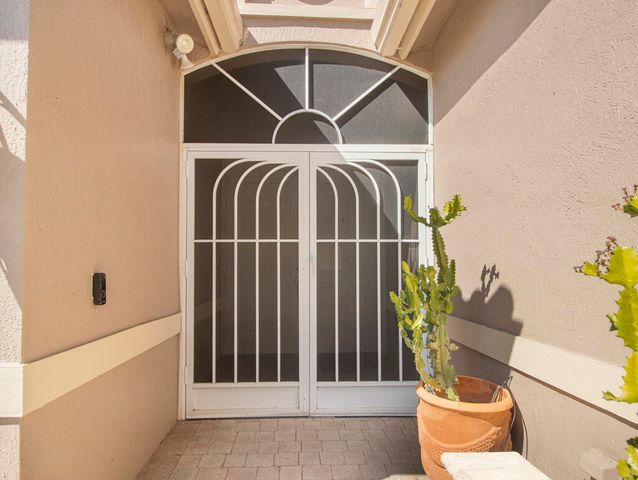 6507 Pavone Street, Lake Worth, FL 33467