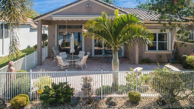 6507 Pavone Street, Lake Worth, FL 33467