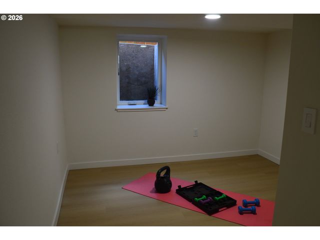 4245 Se 89TH Ave, Portland, OR 97266