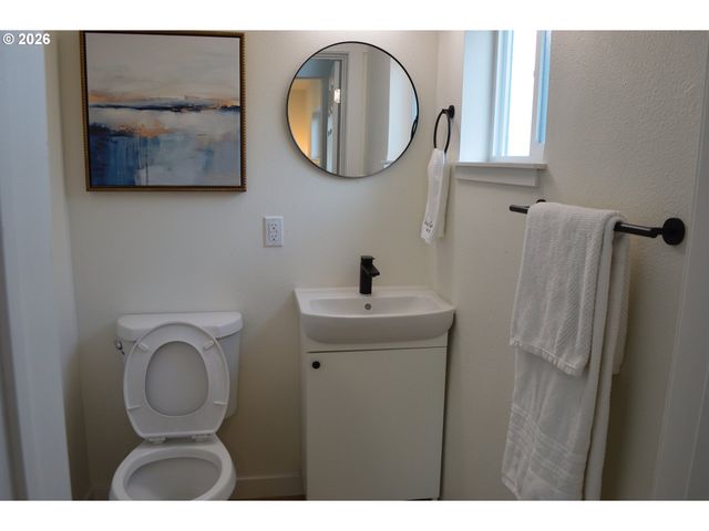 4245 Se 89TH Ave, Portland, OR 97266