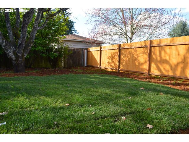 4245 Se 89TH Ave, Portland, OR 97266