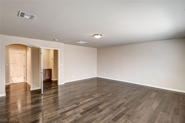 6351 Tomahawk Mill Court, Las Vegas, NV 89139