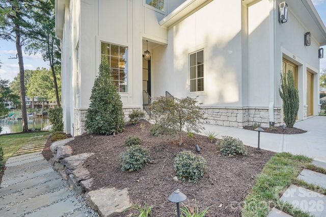 21216 Rio Oro Drive, Cornelius, NC 28031