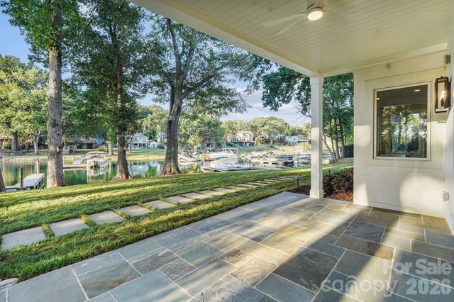 21216 Rio Oro Drive, Cornelius, NC 28031