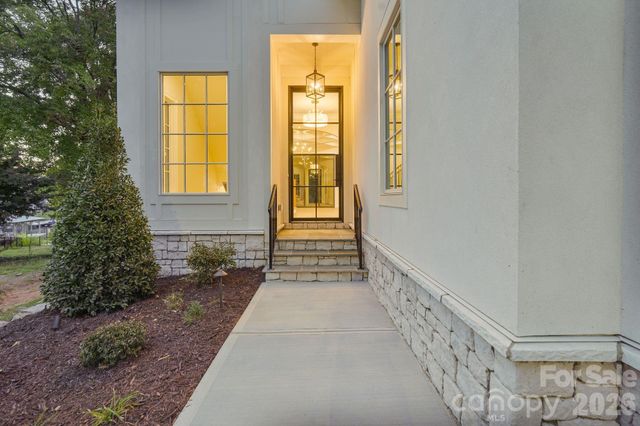 21216 Rio Oro Drive, Cornelius, NC 28031