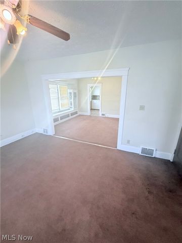 3395 W 100th Street UP, Cleveland, OH 44111