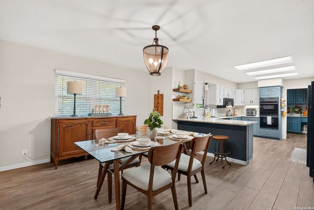 9532 WINDWOOD DR, Boerne, TX 78006