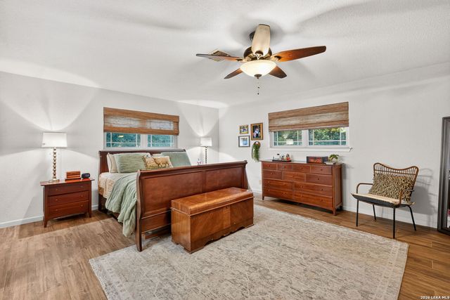 9532 WINDWOOD DR, Boerne, TX 78006