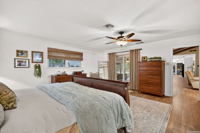 9532 WINDWOOD DR, Boerne, TX 78006