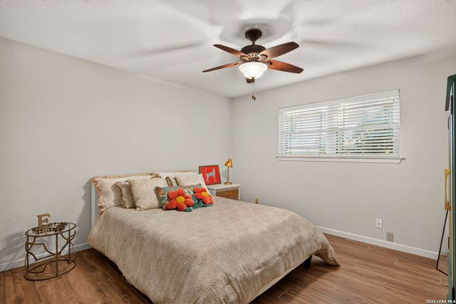 9532 WINDWOOD DR, Boerne, TX 78006