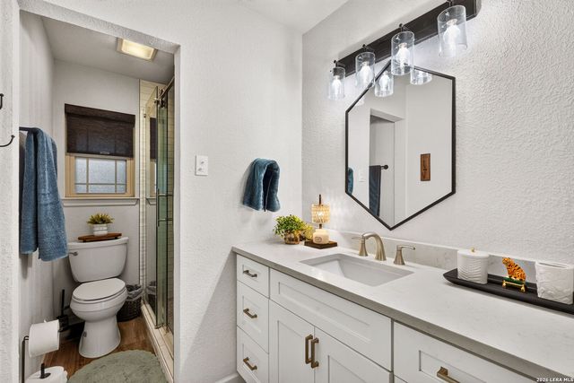 9532 WINDWOOD DR, Boerne, TX 78006
