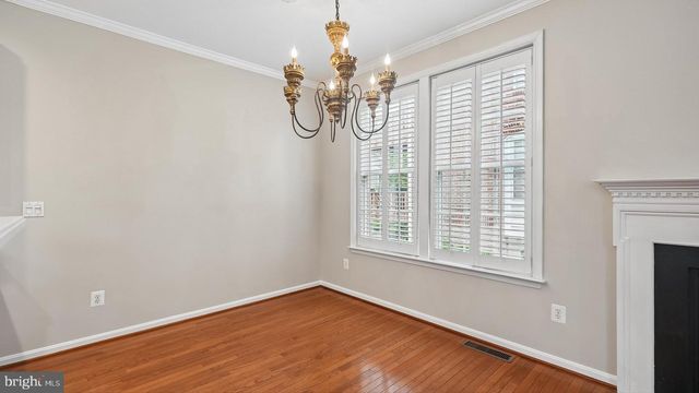 47761 SCOTSBOROUGH SQ, Sterling, VA 20165
