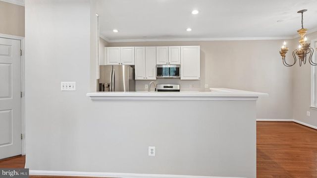 47761 SCOTSBOROUGH SQ, Sterling, VA 20165