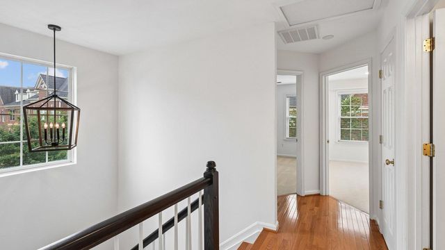 47761 SCOTSBOROUGH SQ, Sterling, VA 20165