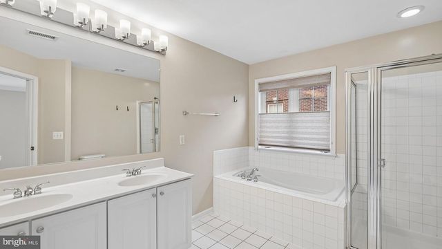 47761 SCOTSBOROUGH SQ, Sterling, VA 20165