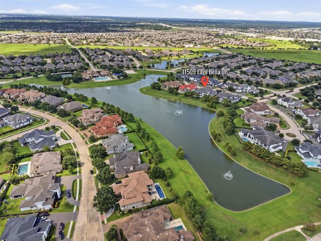 11509 Lago Bella Drive, Richmond, TX 77406