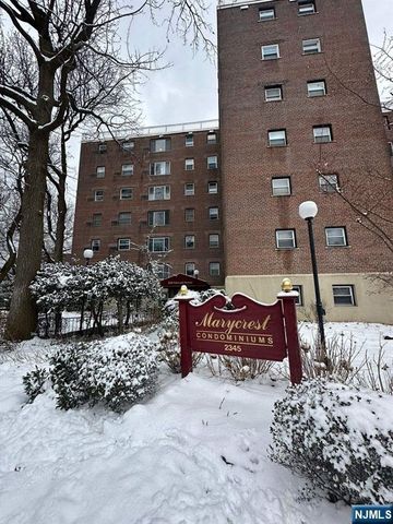 2345 Linwood Avenue 4B, Fort Lee, NJ 07024