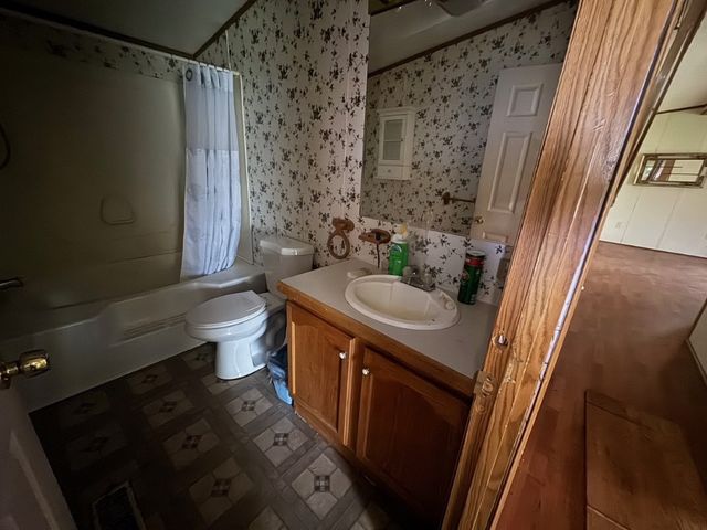 1568 QUICK Road, Linesville, PA 16424