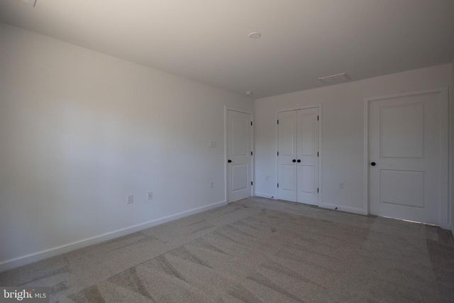 93 HASKELL DR, Martinsburg, WV 25404