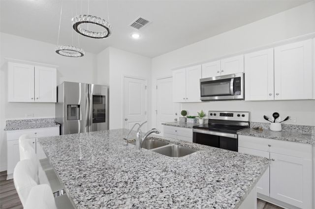 101 Magnum Force DR, Jarrell, TX 76537