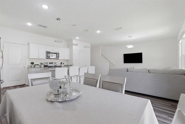 101 Magnum Force DR, Jarrell, TX 76537