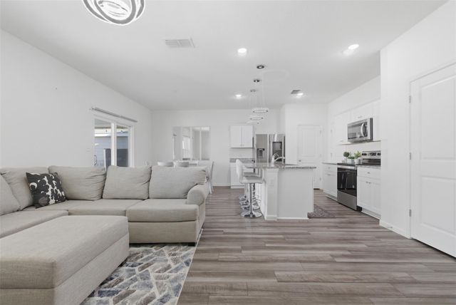 101 Magnum Force DR, Jarrell, TX 76537