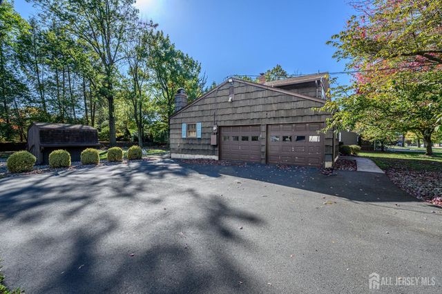 3996 Park Avenue, Edison, NJ 08820