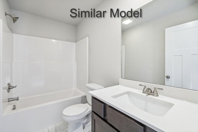 319 NE Chalet Street, Elkhart, IA 50073