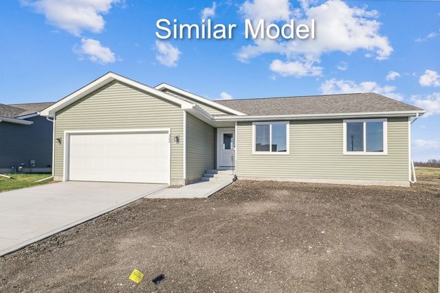 319 NE Chalet Street, Elkhart, IA 50073
