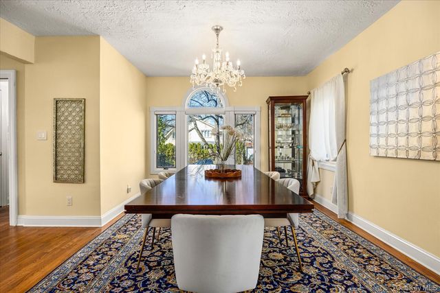 118 Baker Hill Road, Great Neck, NY 11023