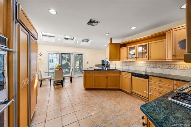 118 Baker Hill Road, Great Neck, NY 11023