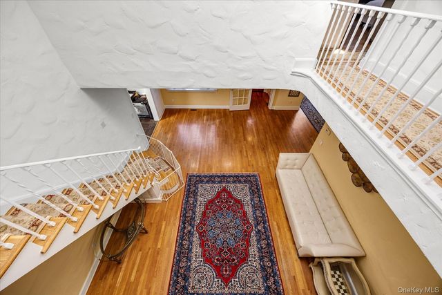 118 Baker Hill Road, Great Neck, NY 11023