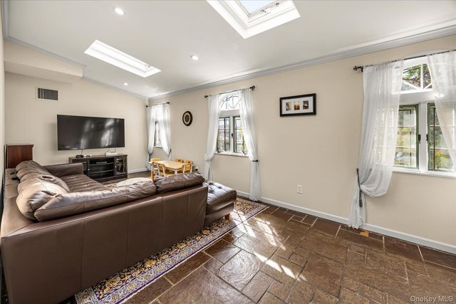 118 Baker Hill Road, Great Neck, NY 11023