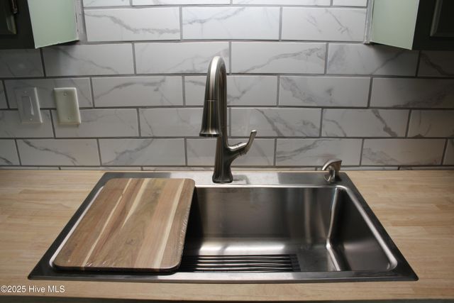 3106 Macon Court, New Bern, NC 28562