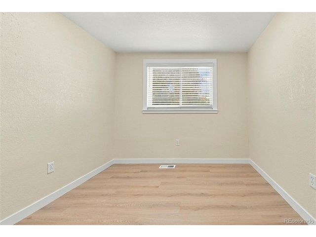 6861 E 75th Pl, Commerce City, CO 80022