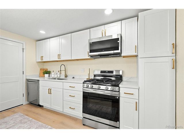 6861 E 75th Pl, Commerce City, CO 80022
