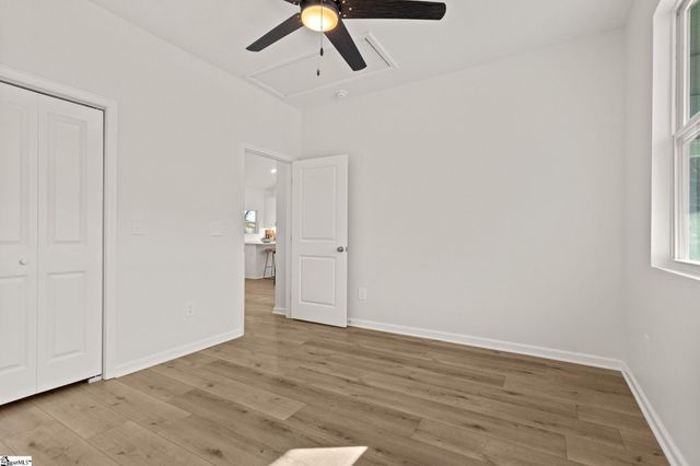 5 E 5th Street, Greenville, SC 29611